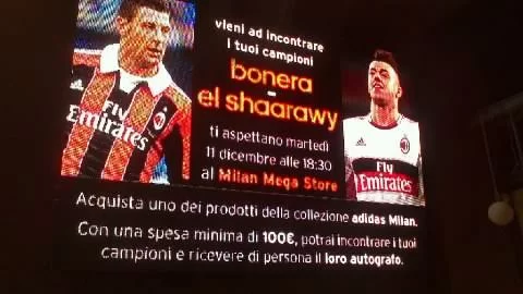 SM RELIVE – El Shaarawy e Bonera al “Milan Megastore” a Milano. Il difensore: “Sto meglio, siamo tornati grandi. Champions? Mi piacerebbe il PSG” – FOTO/VIDEO