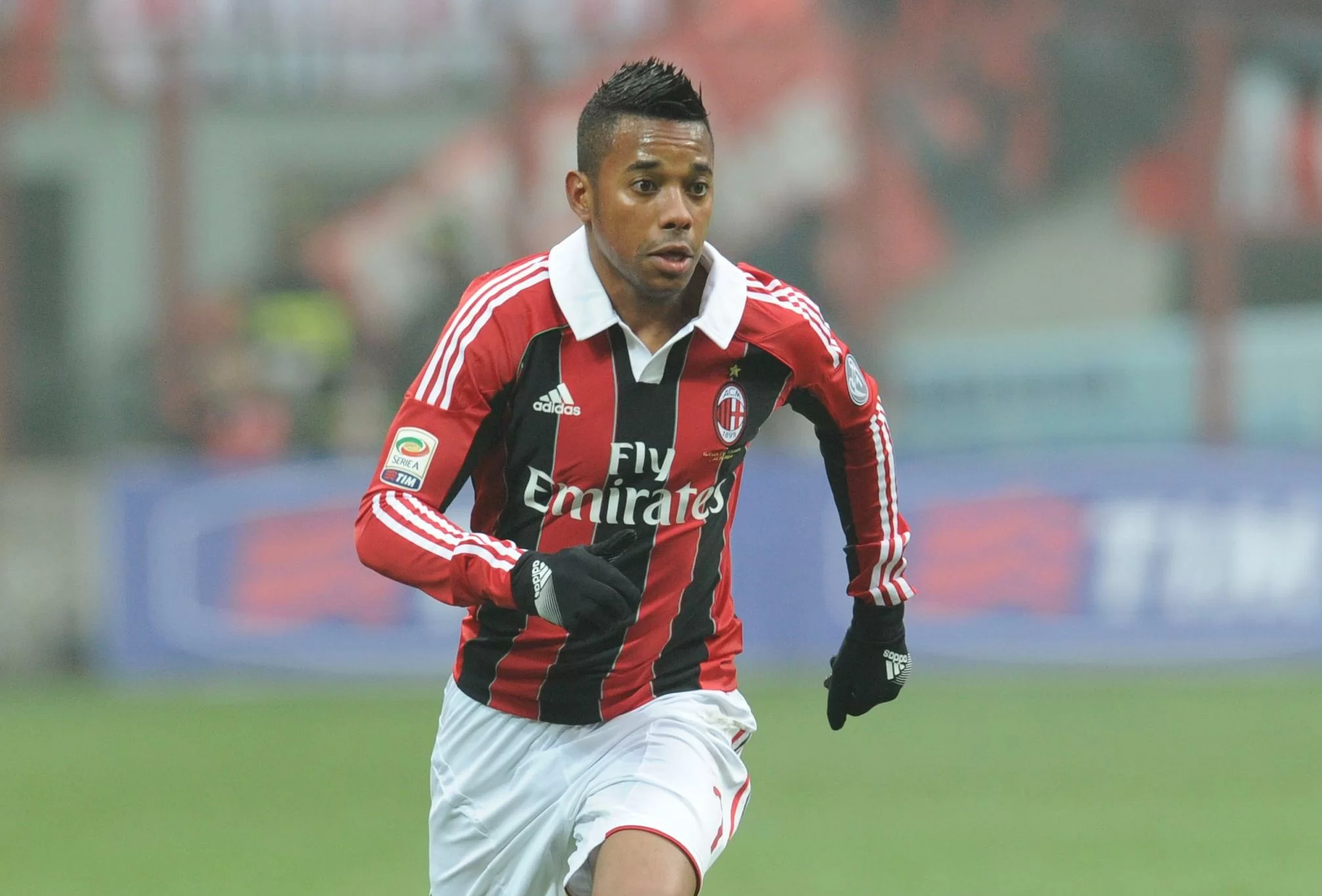 Il Santos non molla: “Manteniamo le trattative per Robinho”. L’offerta lievita a 7.5 milioni di euro