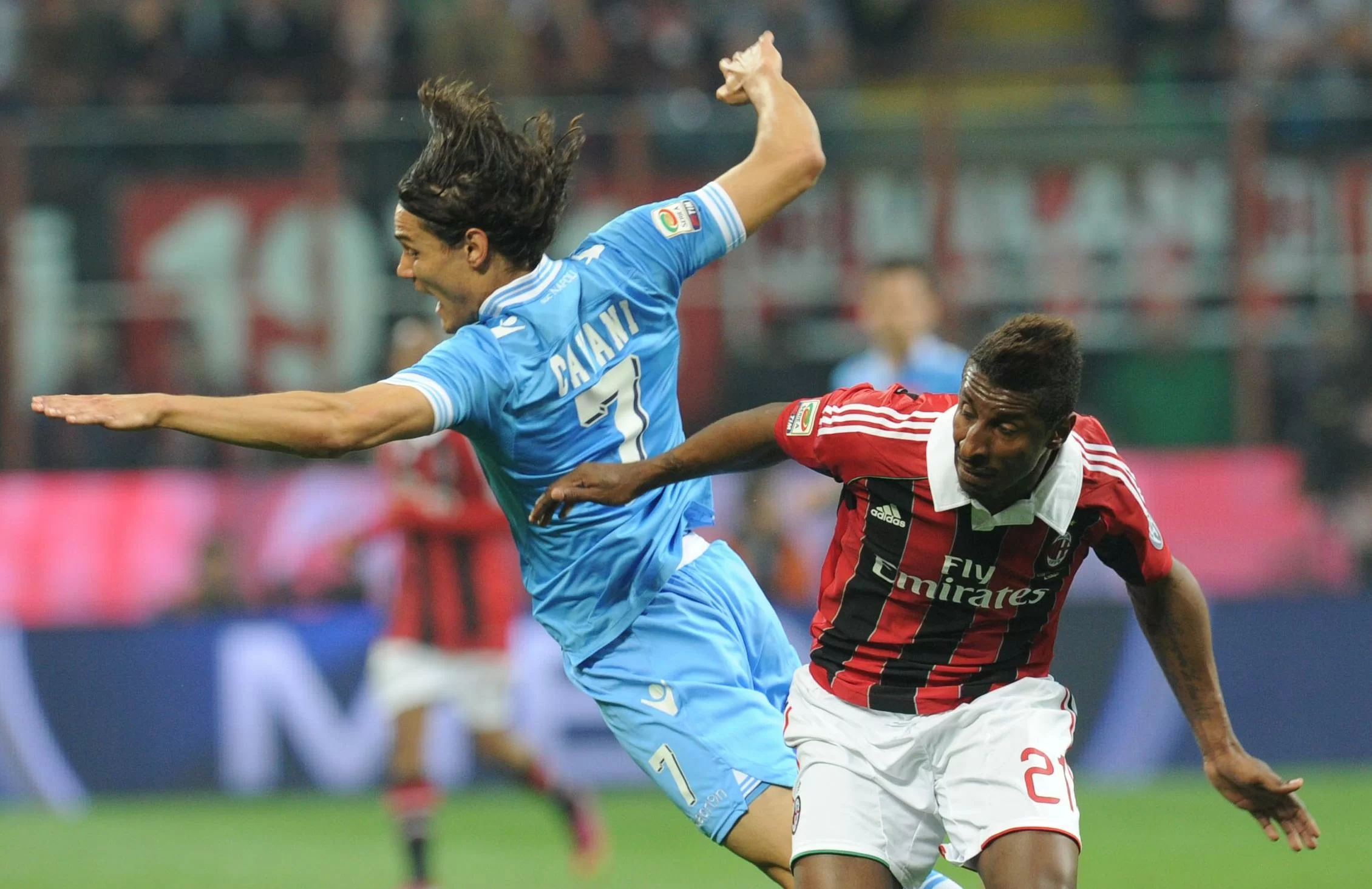 Rai Sport: il Milan mette nel mirino Edinson Cavani