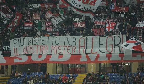 La Curva Sud difende Max: “Più rispetto per il nostro Mister Allegri”