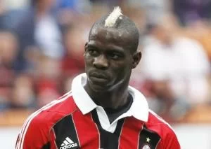 balotelli 5 milan-torino (spaziomilan)