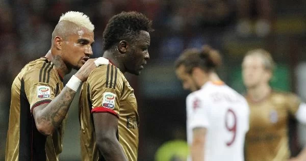 Muntari ci ricasca, un gesto e un’espulsione senza scusanti