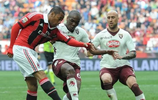 Terzo pareggio consecutivo per il Milan all’Olimpico di Torino