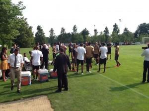 Ore 17,30 - Tempo di dissetarsi per le fatiche del primo allenamento della stagione