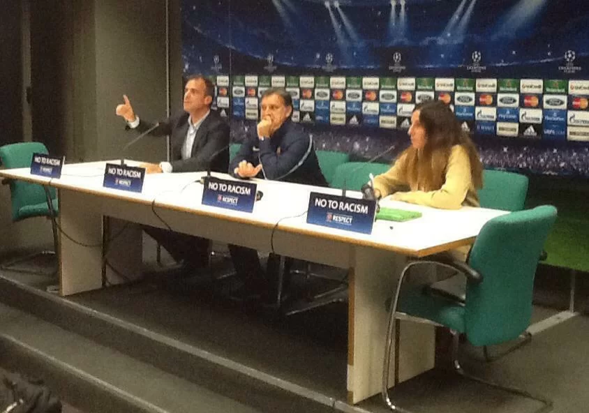 Barcellona in conferenza, Sanchez: “Siamo in tanti, tutti bravi”. Martino: “Meglio del Milan di Sacchi? Credo di sì”