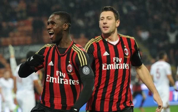 UFFICIALE/ Lesione per Zapata, si ferma ancora Silvestre. Pazzini e Saponara vanno verso il recupero