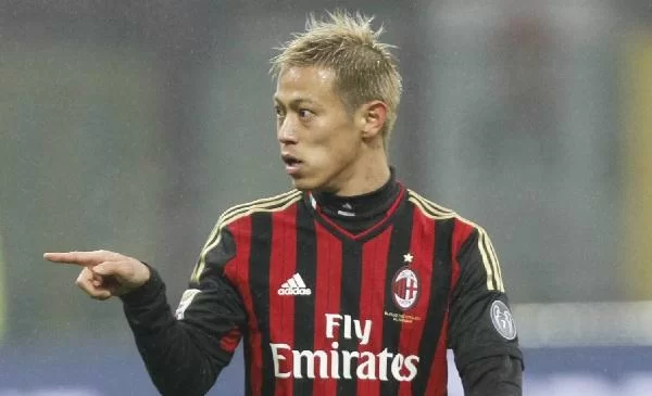 Orgoglio Milan, ma la palla gira poco e la trequarti fa ancora fatica