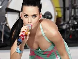 Katy Perry e il calcio “hot”: “Ai Mondiali preferisco fare…”