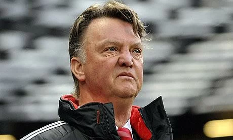 Manchester, tifosi infuriati con Van Gaal. E spunta l’hashtag che ha fatto già il giro del web…