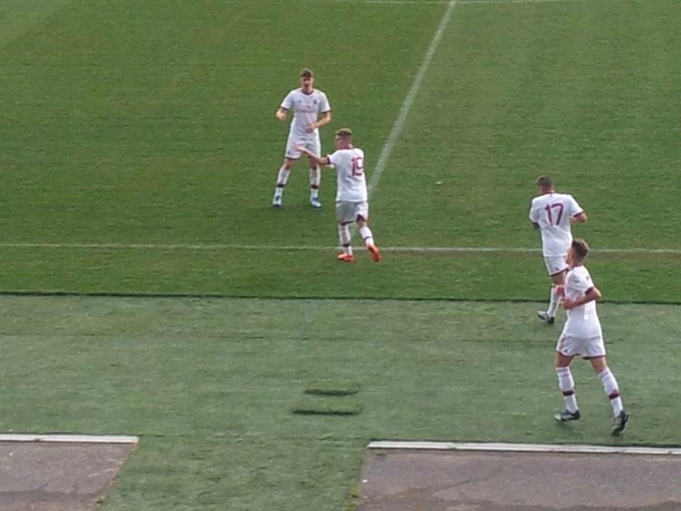 Dopo 7 anni di giovanili, La Ferrara lascia il club: “Grazie Milan, non ti dimenticherò mai”