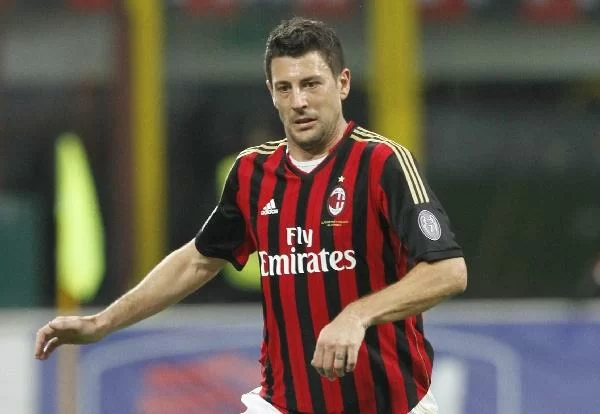 Verso Roma: Seedorf ripensa a Bonera terzino. Destro o sinistro?