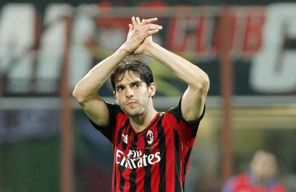 Anche il mondo dei social saluta Kakà: “E’ stato un onore, in bocca al lupo campione”