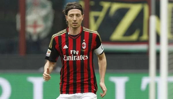 UFFICIALE/ Montolivo, l’intervento è perfettamente riuscito. Tra 40 giorni nuovi esami, il comunicato