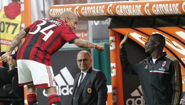 De Jong: “Mai chiesta la cessione, sto bene al Milan e non mi muovo nonostante il cambio di allenatore”