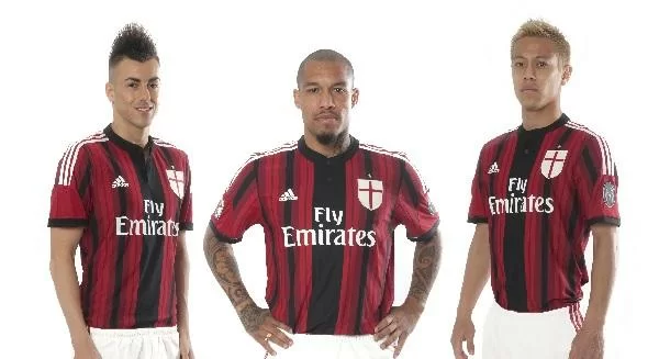 Milan e Inter cambiano la maglia dopo più di un secolo, coincidenza che…