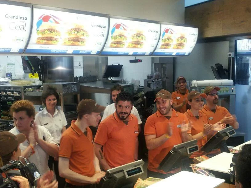 SM FOTO/ Gattuso testimonial in occasione della Promozione “McDonald’s tifa Italia” e il gran Big Mac