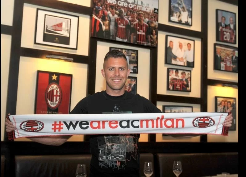 UFFICIALE/ Menez è un giocatore rossonero, contratto fino al 2017