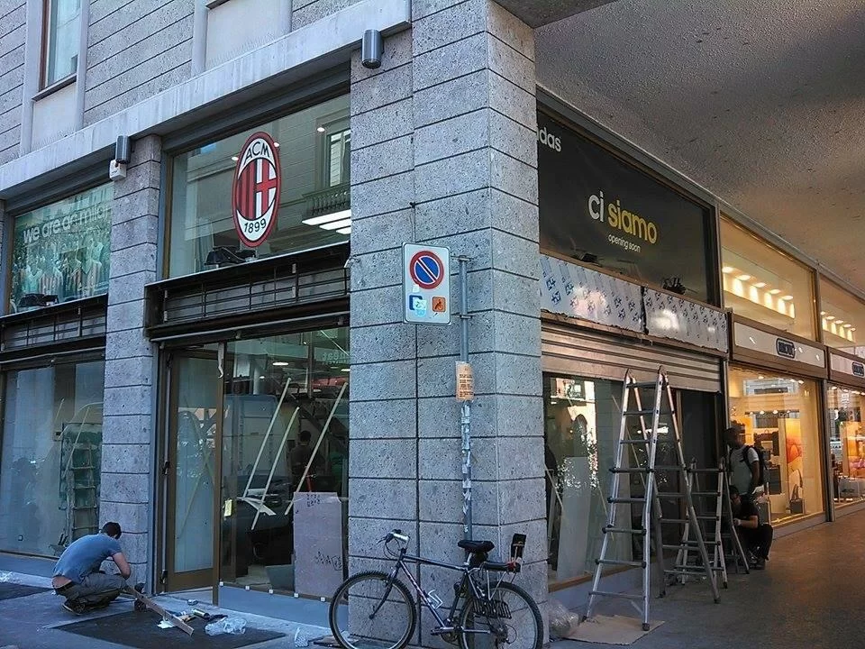 SM FOTO/ Chiude il Milan Store di via Ragazzi del ’99