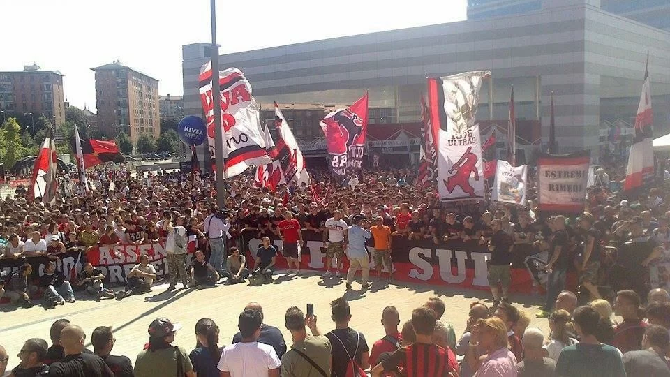 SM VIDEO/ Tutto l’orgoglio della Sud: “Forza Diavolo”