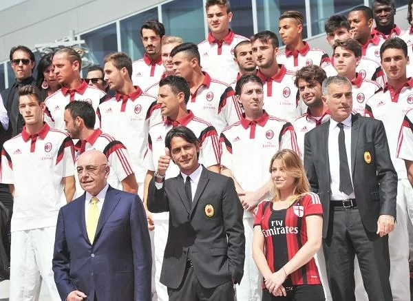 Ma quale brand in difficoltà: il Milan a Oriente resta di moda…
