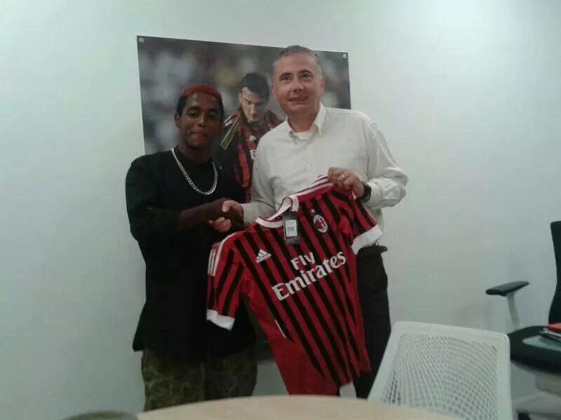 Seid Visin su Facebook: “Ora al Milan inizia il mio sogno”