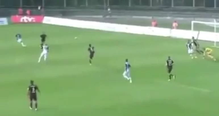 VIDEO/ Slovacchia, ecco uno dei gesti più anti-sportivi della storia del calcio