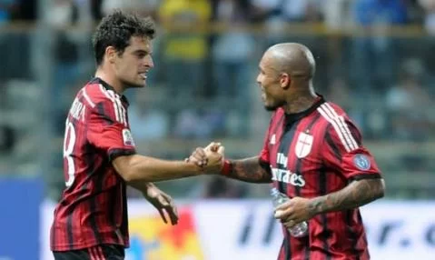 VIDEO/ De Jong a “Le Iene”: “Spacco il tablet come Muntari?”