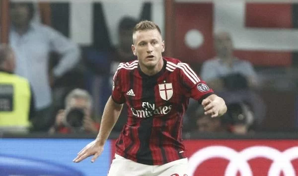 FOTO/ Abate su <i>Instagram</i> festeggia il compleanno del figlio Matteo