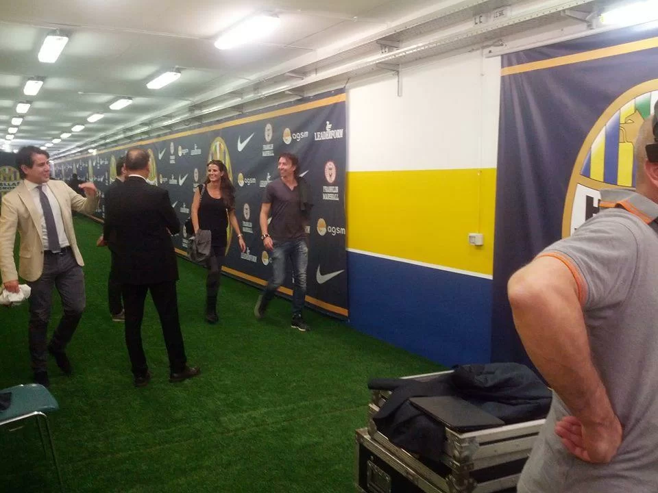 Montolivo su <i>Facebook</i>: “Grande vittoria a Verona, ora continuiamo così”