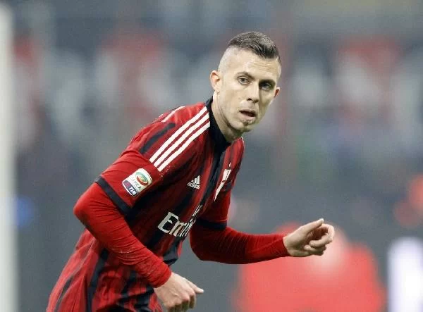 Menez: “Senza calcio forse sarei finito in galera. Ancora 7-8 anni di carriera, poi la <i>panzetta</i>. Mi sento un vino, come Ibra. A Roma…”