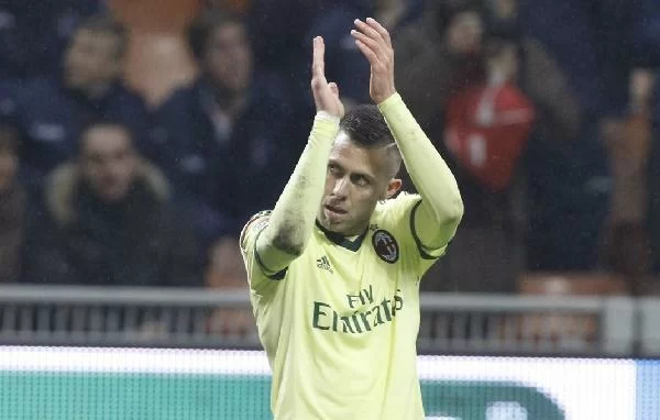 Dalla Lazio alla Lazio, Menez ed un intero girone da falso nove