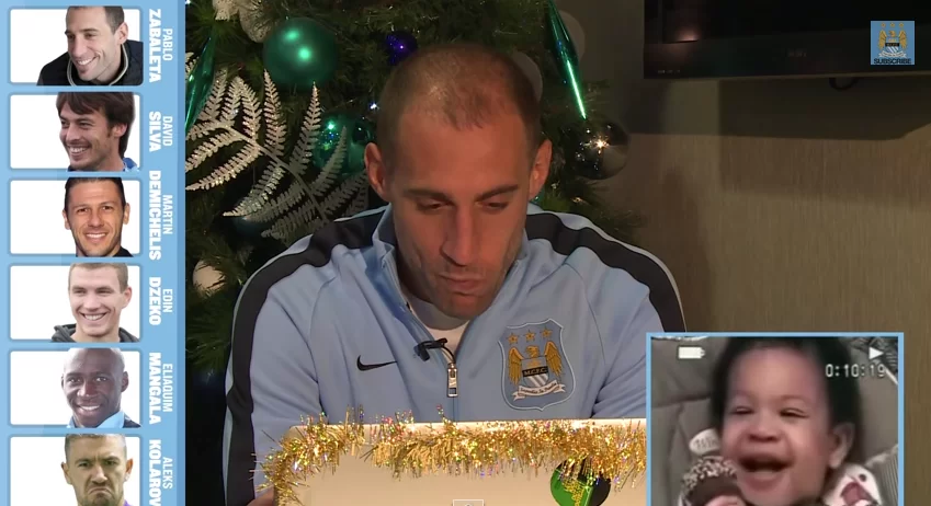 VIDEO – Spot natalizio con sfida per il City: chi ride, perde. Vince la gara…