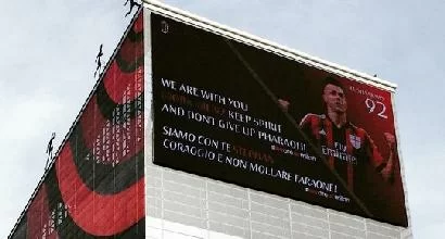 A <i>Casa Milan</i> una gigantografia per El Shaarawy: “Non mollare Faraone”