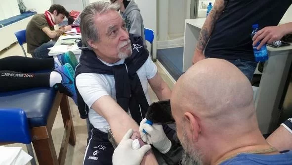 FOTOGALLERY – Giornata speciale per l’Empoli, tutti insieme…ma dal tatuatore!