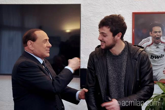 Berlusconi alla squadra: “Usato bene il mercato di gennaio. Bravo Zaccardo, con il Parma non ha sbagliato nulla”. E con Destro…