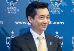 4 aprile 2015: La Gazzetta dello Sport comunica che è è stato siglato un nuovo accordo che prevede subito la cessione della maggioranza del Milan per una cifra vicina ai 500 milioni di euro, pari a (circa) il 60% delle quote. Il nuovo amministratore delegato sarà Pablo Victor Dana, finanziere italiano che vive e lavora a Dubai; Maldini sarà il direttore tecnico.