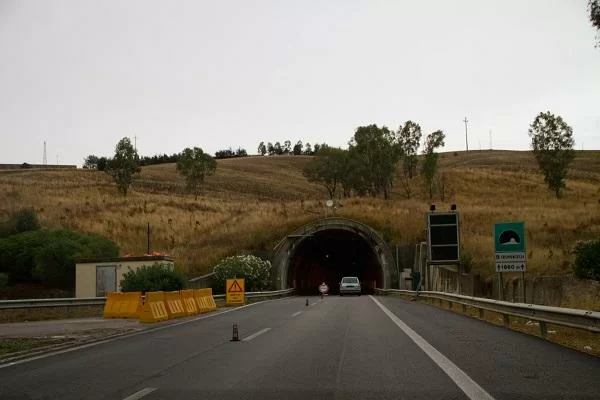 Un club italiano sfiora la tragedia in autostrada: ecco il racconto