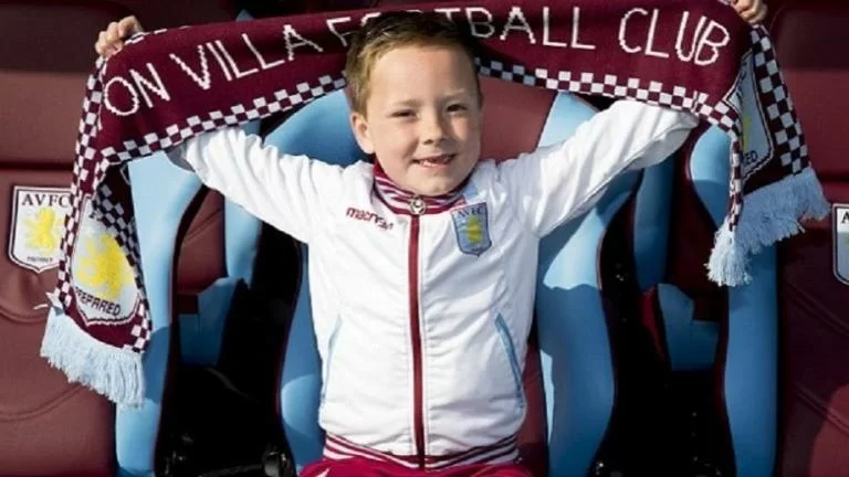 A sei anni si candida allenatore dell’Aston Villa, la risposta di Sherwood è straordinaria