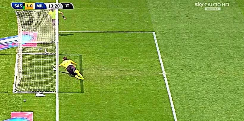 Sassuolo-Milan, dubbio sul tiro di Berardi: gol o no gol? Ecco l’immagine