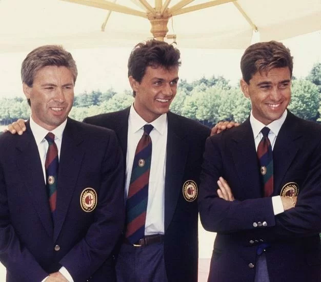 FOTO/ Il Milan celebra la classe rossonera di Ancelotti, Maldini e Costacurta