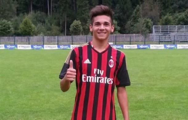 UFFICIALE/ Crociata è un nuovo giocatore del Crotone