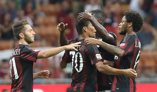 Almeno l’attacco funziona: Bacca e Luiz Adriano hanno vinto da soli, classe e cinismo per un mini-Milan