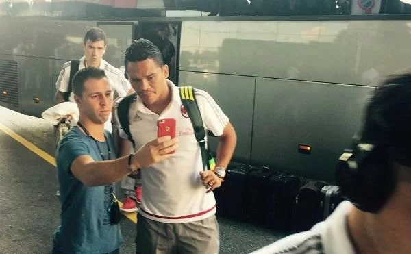 SM PHOTOGALLERY/ Malpensa, la partenza dei rossoneri per Udine