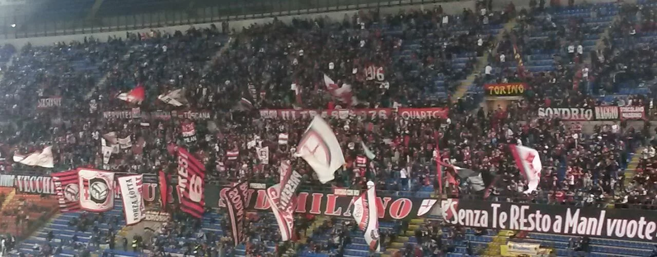 Milan-Bologna, la Curva Sud contesta la squadra