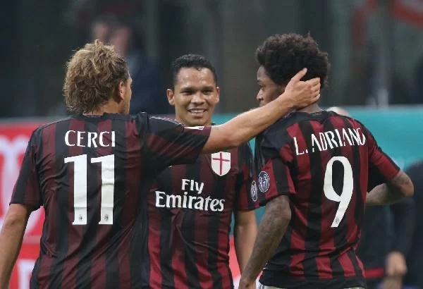 Milan, il 4-4-2 è croce e delizia: scendono Kucka e Cerci, salgono Luiz Adriano e De Jong. L’analisi