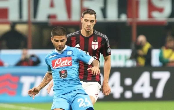 Sportitalia: il Napoli offre 15 milioni per De Sciglio. Continua il pressing per Vazquez, ma…