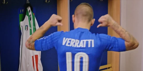 VIDEO – L’Italia va all’Europeo in… “gessato”