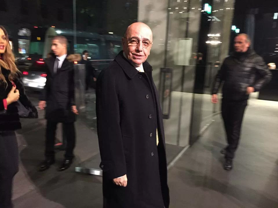 Galliani: “A gennaio faremo un mercato a zero, il mancato arrivo di Tevez è il mio più grande rammarico. Venerdì mi attacco al gioco”