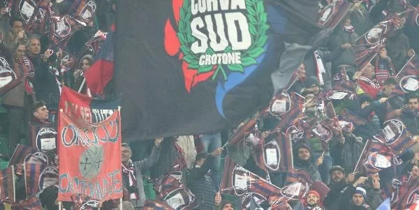 Serie A, Milan: sabato la seconda volta alle 15.00 contro il Crotone