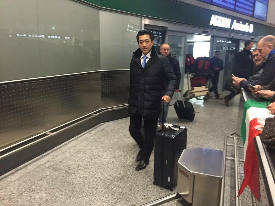 SM VIDEO/ L’uscita di Mr. Bee da Villa San Martino